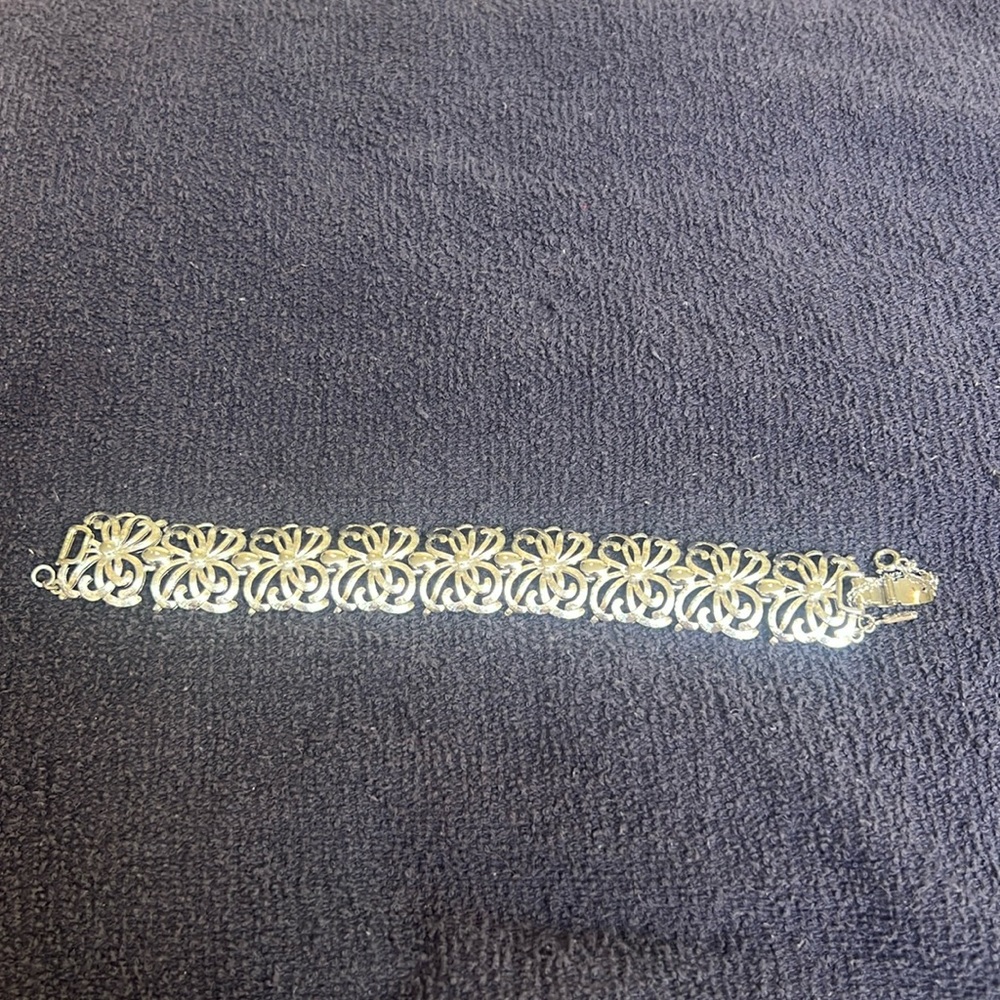Vintage 60s signed Monet bracelet